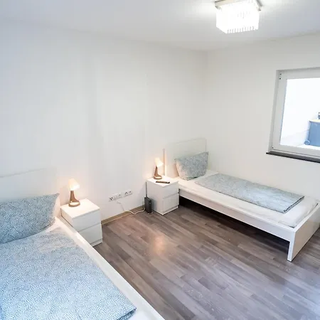 Apartment Monteurwohnungen Direkt An Der Basf Tor 5 *