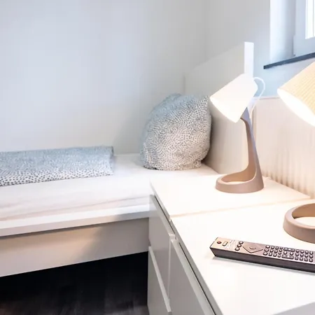 Apartment Monteurwohnungen Direkt An Der Basf Tor 5 *