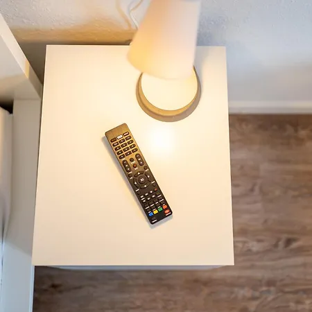 Monteurwohnungen Direkt An Der Basf Tor 5 Apartment