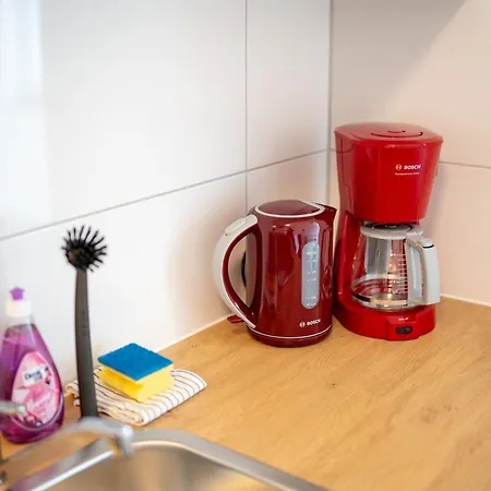 Apartment Monteurwohnungen Direkt An Der Basf Tor 5 *