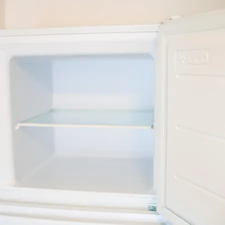 Monteurwohnungen Direkt An Der Basf Tor 5 Apartment *