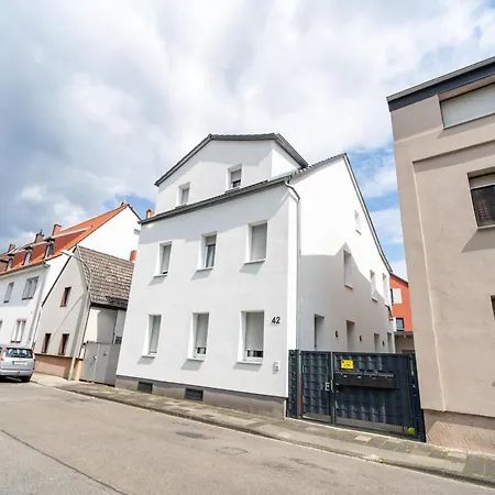 Apartment Monteurwohnungen Direkt An Der Basf Tor 5 Ludwigshafen am Rhein