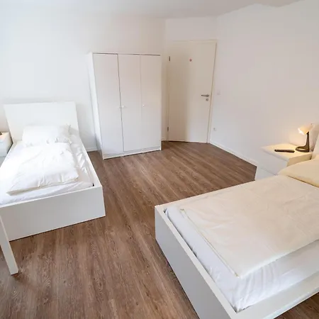 Apartment Monteurwohnungen Direkt An Der Basf Tor 5