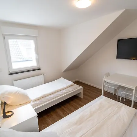 Appartement Monteurwohnungen Direkt An Der Basf Tor 5 *